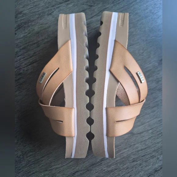 Tan REEF Women's Sandals Neutral Classic Timeless Casual Slip Ons - Picture 2 of 10